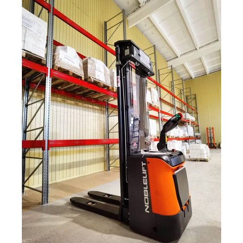 [EZO.1800034] HAND STACKER ELECTRIC PS 1653N CAP 1.6 TON TINGGI 5.3 M MERK NOBLELIFT