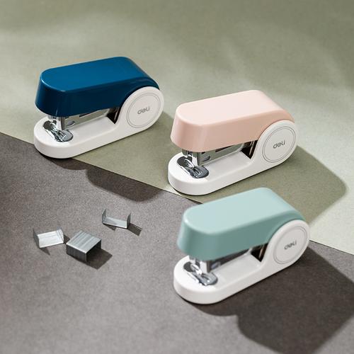 [EZO.7000361] Deli Staples Mini / Mini Stapler Kapasitas 15 Lembar EK203