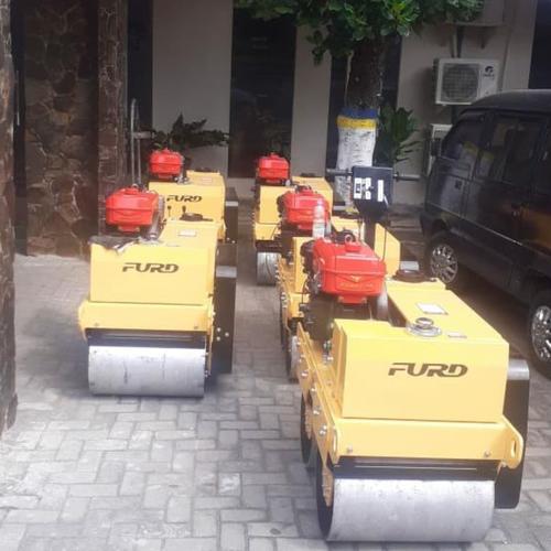 [EZM.1392037] Double Roller mesin pemadat tanah stater dan tarik