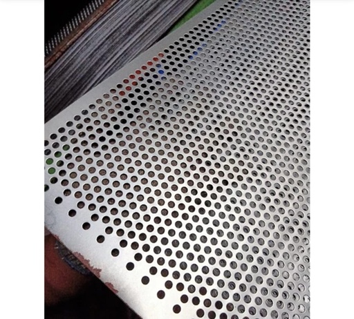Plat lubang Stainless SS 304 T1,2X4X8 Feet (1,2m x 2,4m) 4 lubang