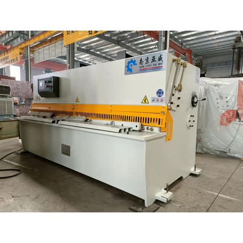 [EZM.3700470] Hydraulic Pendulum ( CNC ) Shearing Machines 6x2500