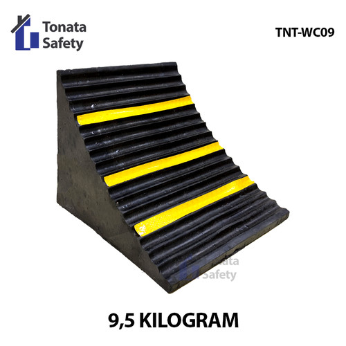 [EZO.1100213] Wheel Chock 9.5 Kg / Pengganjal Roda 25 x 31 x 29 cm