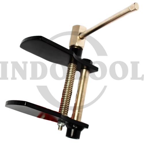 [EZM.5202313] DISC BRAKE SPEADER / TREKER REM MOBIL 0 - 65 MM MAXPOWER