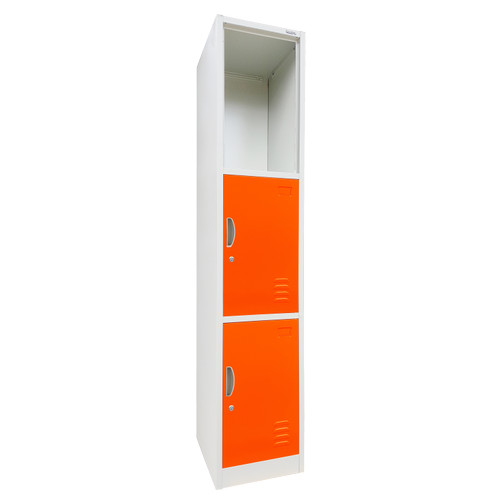 [EZO.7600059] Lemari Loker Besi 3 Pintu