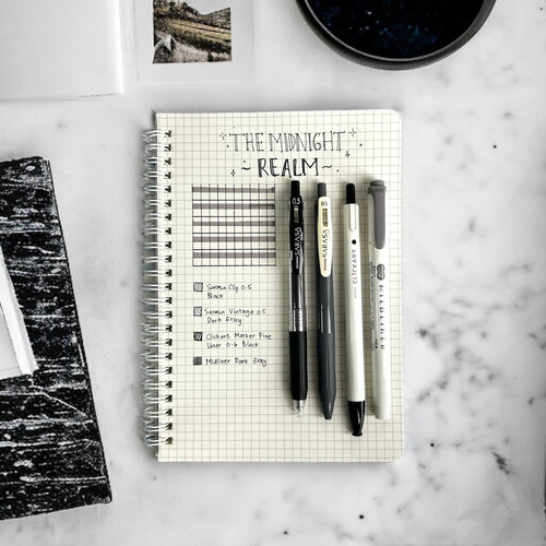 [EZO.7500193] Paket Bundling Alat Tulis Zebra The Midnight Free Notebook Grid A5